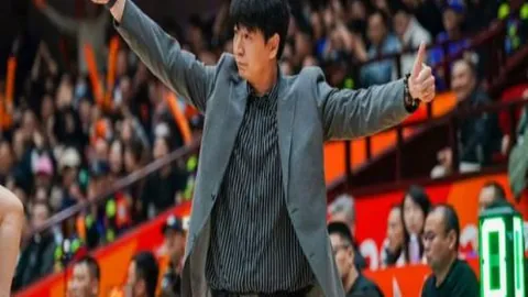 全国残特奥会单板滑雪赛事在崇礼举办