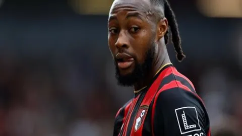 内马尔助力巴西足球，赛场风采却难得一见