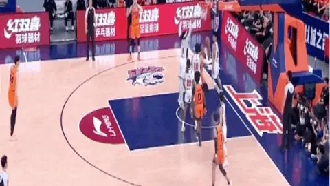 大乐透期号专家推荐分析：客队数据倾斜原因